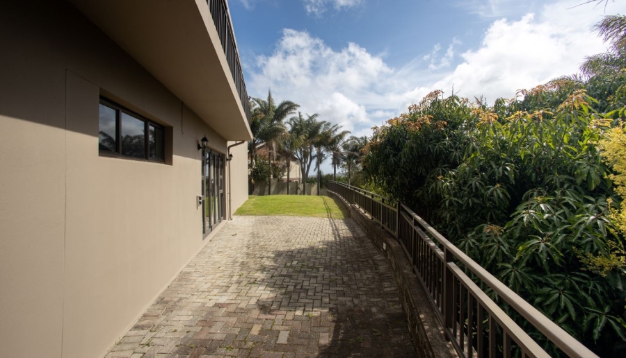 4 Bedroom Property for Sale in Beacon Bay Eastern Cape